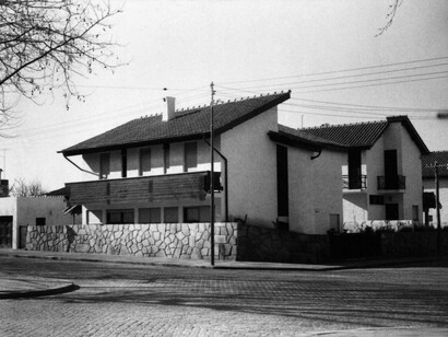 Álvaro Siza, Four houses, Porto, Portugal, 1954-1960. Courtesy of Power Station of Art