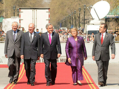 Su liderazgo, reconocido en distintos continentes, la posiciona hoy como una de las figuras latinoamericanas con mayor proyección en la diplomacia global