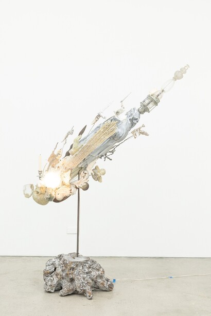 Gregory Halili, Triumph of liberty over death (comet XVIII), 2025. Courtesy of Silverlens