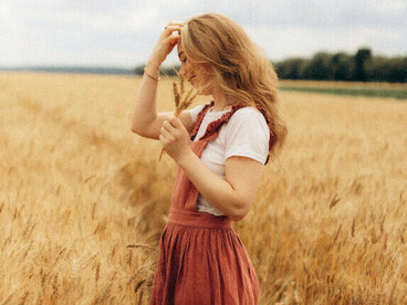 El FOMO nos promete pertenencia y emoción, pero a menudo solo nos deja agotados de compararnos con versiones editadas de los demás