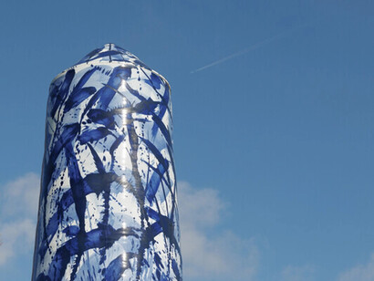 Felicity Aylieff, Expressions in blue, exhibition view. Courtesy of Yorkshire Sculpture Park