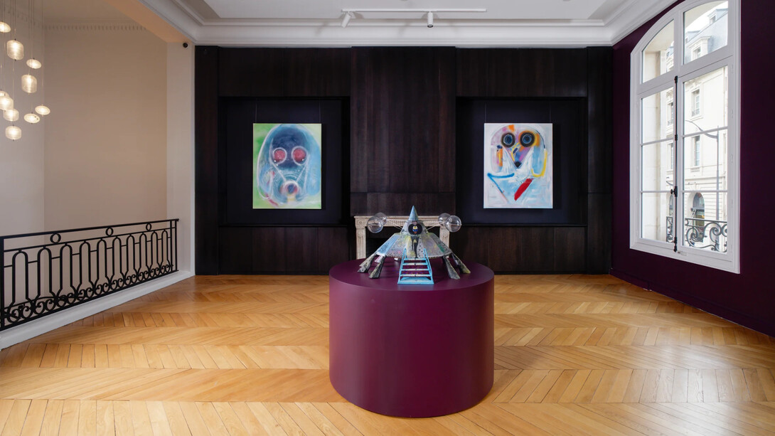 Door to the cosmos, 2025. Vue de l'exposition. Photo : Pauline Assathiany. Avec l'aimable autorisation de la galerie Mariane Ibrahim