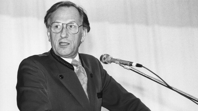 Walter Deutsch, Austrian musicologist and cultural icon: was his influence purely artistic, or part of a larger Cold War intelligence operation?