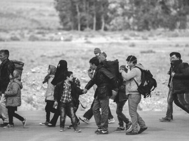 Las trayectorias de quienes se desplazan revelan tanto la búsqueda de dignidad como la vulnerabilidad frente a discursos políticos que instrumentalizan el miedo