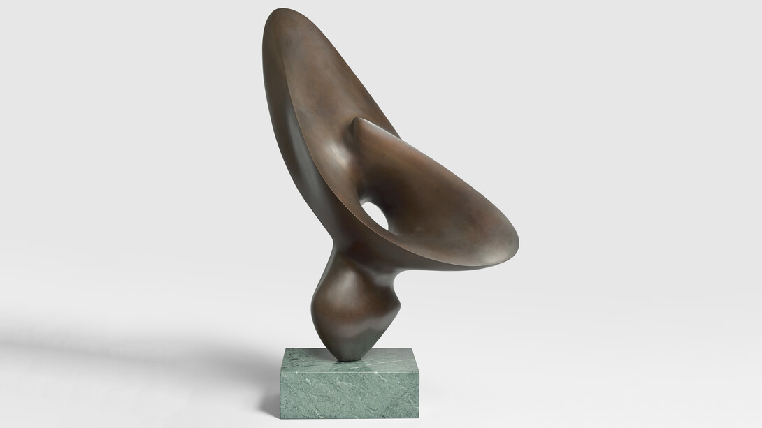 Sculptural dialogues. Courtesy of Galerie de la Béraudière