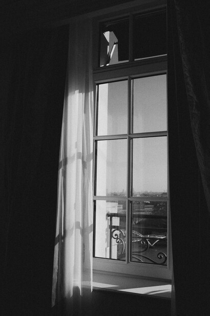 Con cada paso, buscó crear un presente más digno para sí y su familia, confiando en que aún era posible encontrar paz