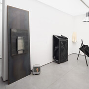 Ensamblajes sensibles. El abismo de lo real en la obra de Ángeles Marco, vista de exhibición. Cortesía de 1 Mira Madrid