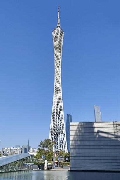 The Canton Tower (Guangzhou Tower) is a stunning 600-meter-tall multipurpose observation tower in Guangzhou, China