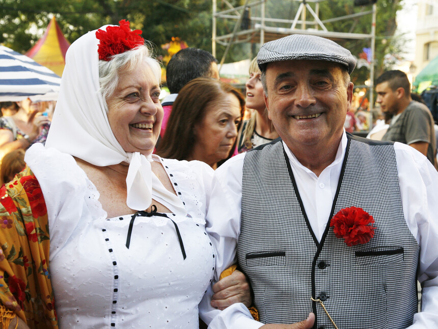 Пожилой мексиканец. Мариачи мексика. Сомбреро зорро. Дангар испанцы. Испанская национальная шляпа.