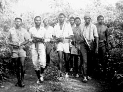Guerrilheiros do PAIGC em Guiné-Bissau, 1973. É facto assente que em Cabo Verde a Nação precedeu a formação do Estado. Ora um dos setores que, reconhecidamente, proporcionou tal fenómeno foi a literatura