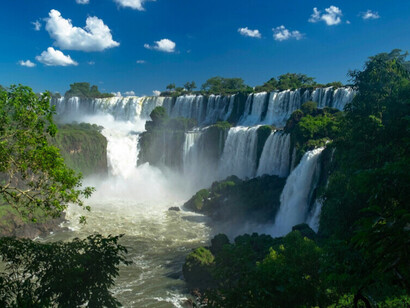 Les chutes d'Iguazú en Argentine, où la nature y parle plus fort que les hommes, libre et indomptée