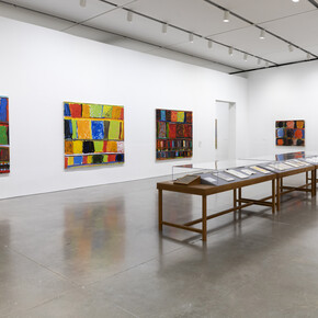 Stanley Whitney, How high the moon, exhibition view. Courtesy of Institute of Contemporary Art, Boston