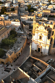 Presicce, a town and former comune in the province of Lecce in Apulia, south-east Italy, is recognized as one of I Borghi più belli d’Italia (“The Most Beautiful Villages of Italy”). In 2019, it was merged with the neighboring town of Acquarica del Capo to form the municipality of Presicce-Acquarica