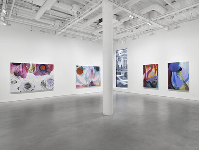 Carrie Moyer, Always Venus, never Mars, exhibition view. Courtesy of Pilar Corrias Gallery
